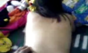 زیبایی پا بلند روی صورت و روی لینک کانال فیلم سکسی آلت تناسلی ایستاده نشسته است